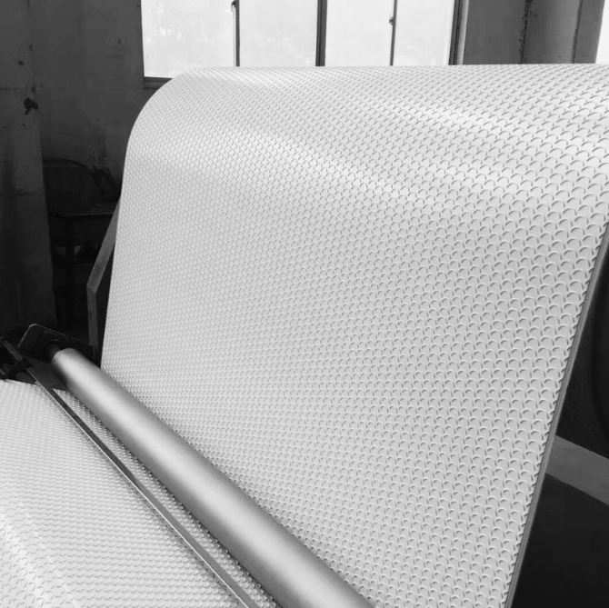 Key Differences of White Rubber Conveyor Belt,White PVC Conveyor Belt,White PU Conveyor Belt