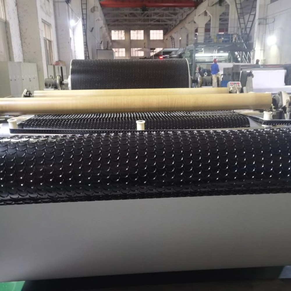 How Does the Self-Cleaning Design Principle in Crescent Top PVC Belts Save You Thousands in Maintenance